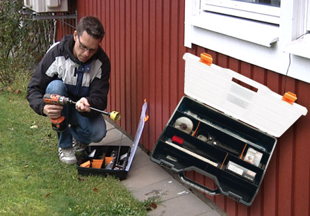 Installera centraldammsugare själv-låna verktygen gratis!